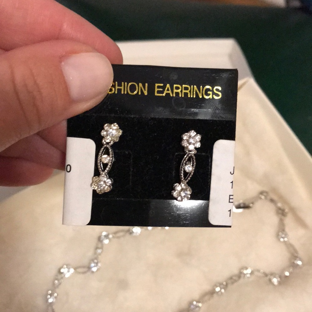 Earring, bracelet, and necklace set
